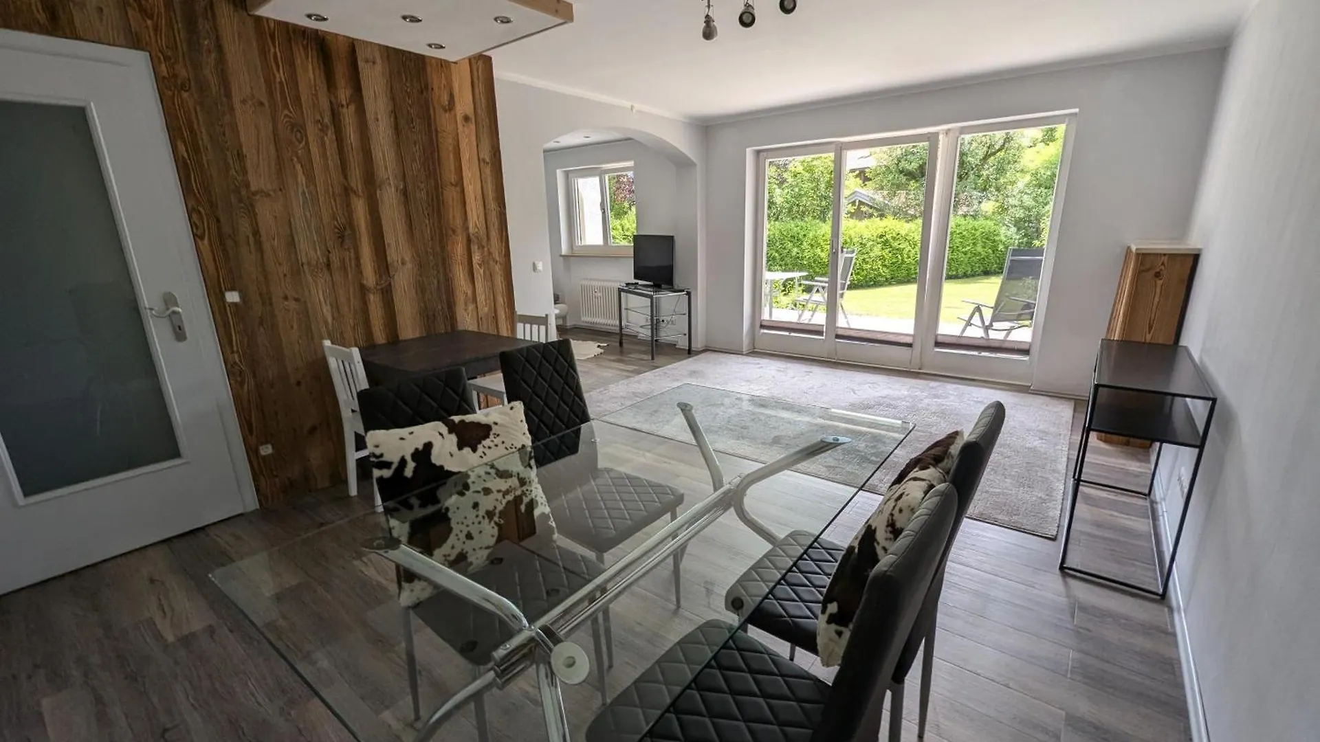 Apartment Garten 2-Zimmer Whg In Bestlage In Rottach-Egern, 400M Vom See