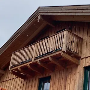 Chalet Heidi Apartment
